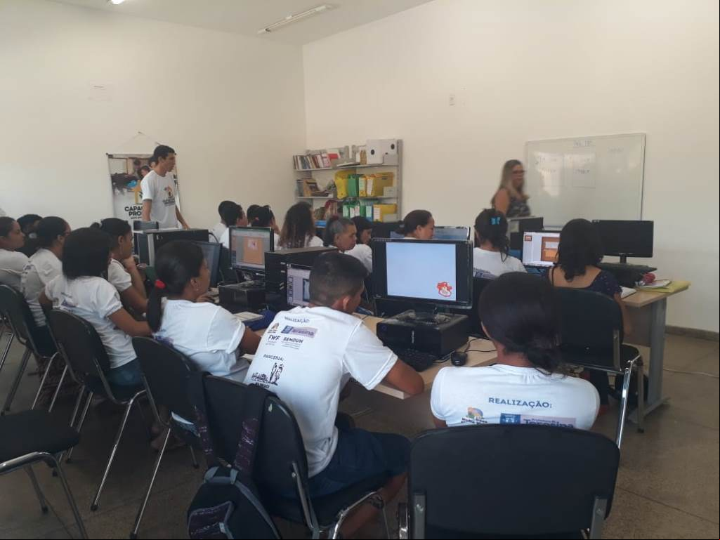 Cursos profissionalizantes FMC